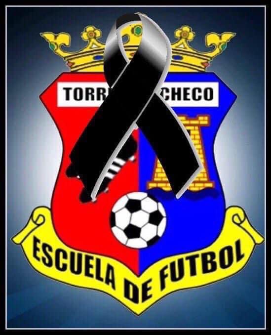 EFTorrePacheco's tweet photo. Hoy nos hemos levantado con la triste noticia, por del fallecimiento de Dña. Encarna Sánchez Armero, madre de nuestro Presidente D. Gregorio José García.

Acompañamos a su familia en este momento de dolor y les enviamos nuestras más sinceras condolencias

Descansa en Paz https://t.co/PXc5goVvFe