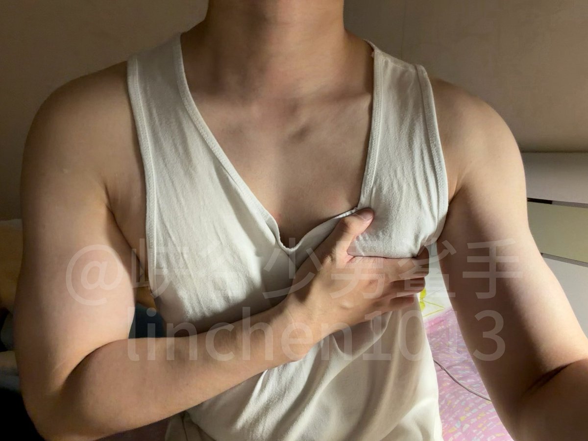 会在手冲的时候疯狂揉捏🥵