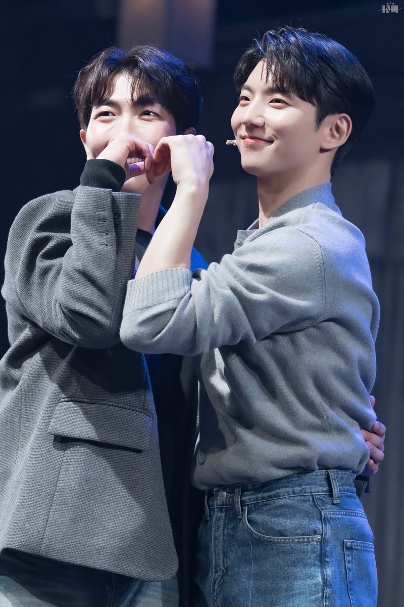 260126 뮤지컬 <판> 콘서트 새해 大 잔치

포토타임📸

달수 | #현석준 배우님
달수 | #윤은오 배우님

💚