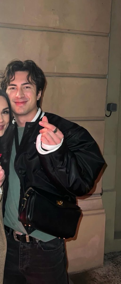 katie ⋆｡°✩ tweet media