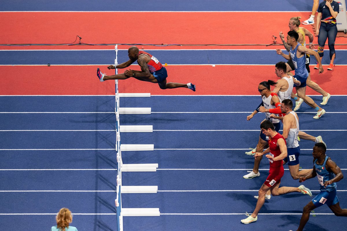 Grant Holloway at the 2022 World Indoor Championships and a league of his own by <a href="/jzsnapz/">Johnny Zhang Photography</a>