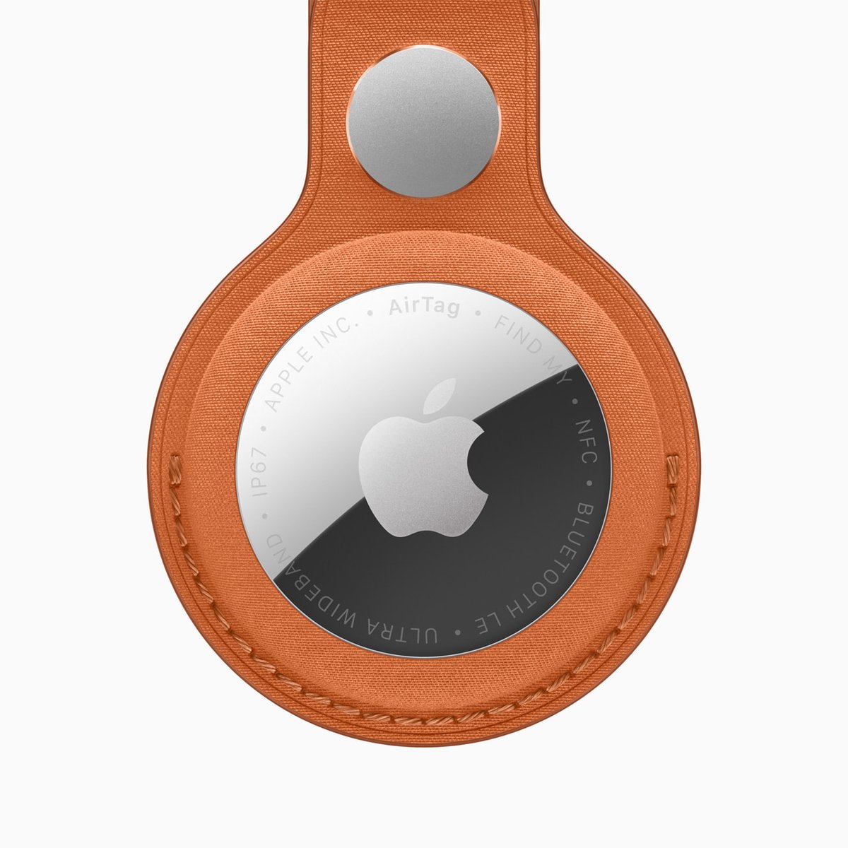 Apple_Geek_Actu's tweet image. ✨Apple lance l'AirTag de 2e génération !

Le design reste le même, mais les capacités techniques changent.

 - Portée triplée grâce à la puce UWB de 2e génération
- Puce Bluetooth améliorée augmente la portée de détection
- Le haut-parleur est 50 % plus fort
- la fonction de…