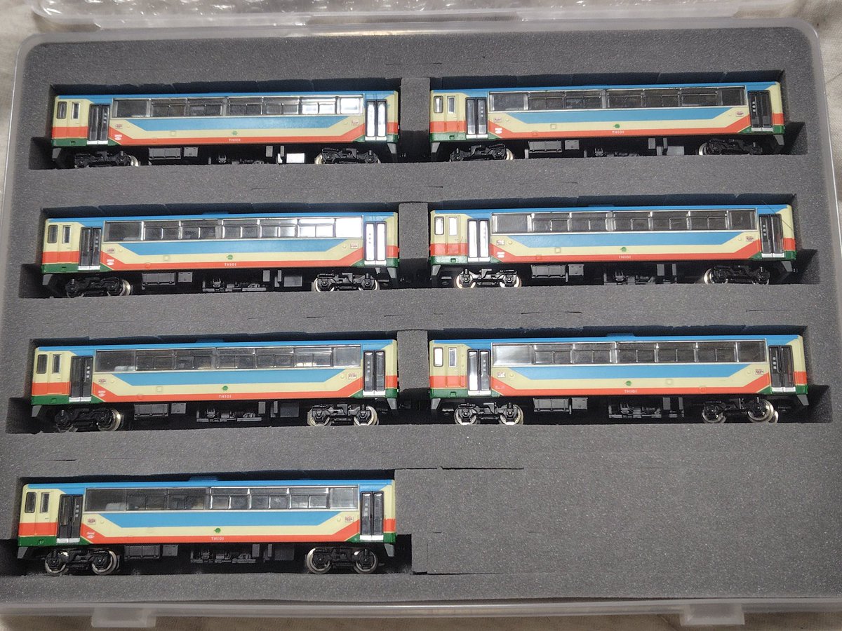 Mc113_m's tweet image. #Nshell
お、思った通りに行った✨️
路面電車用ウレタンの真ん中を、外した一番外側のパーツの上部分にすればLe-CarⅡが収まる
懐かしの天竜浜名湖鉄道TH1