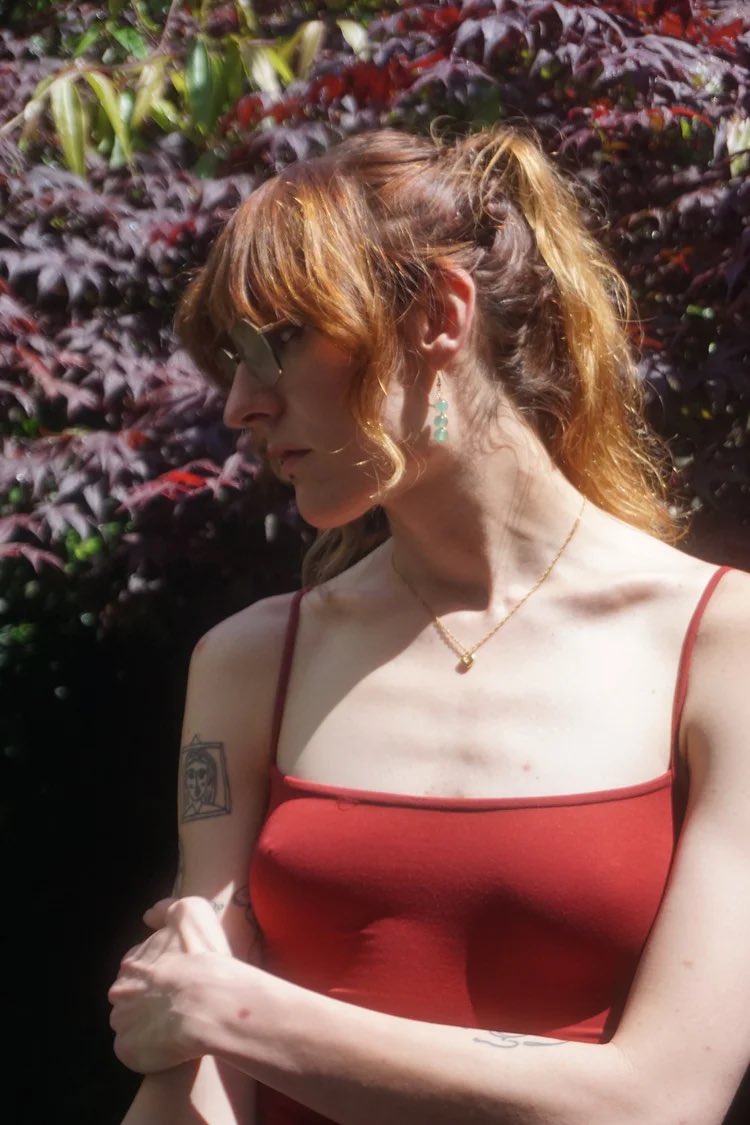 Extra Teeth tweet media