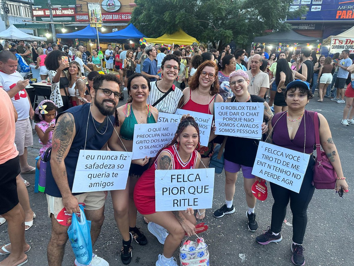 devendoagiota's tweet photo. fomos às ruas por vocês, crianças ✊🏽 https://t.co/Q15S7gLadp