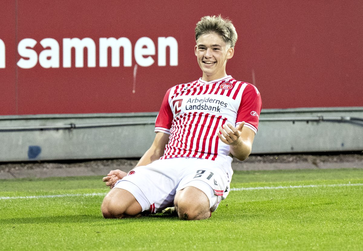 ripodsten's tweet image. Er Mads Bomholt eks-AaB'er om en uge? Det handler det blandt andet om i den nyeste udgave af Ripodsten, hvor vi tager temperaturen på et koldt transfervindue. Er  udgivet i Nordjyskes app. nordjyske.dk/app-download