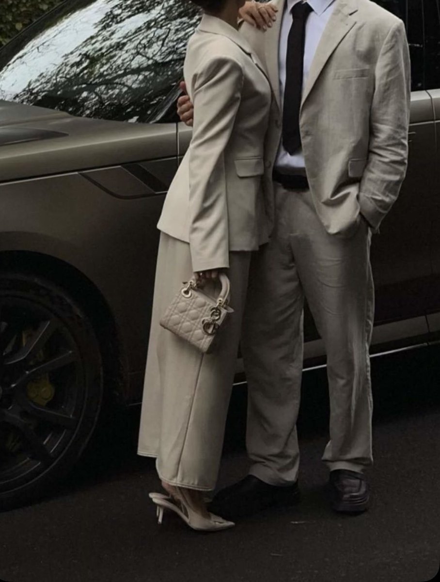 itsaytd's tweet image. Il n’aura pas le choix on sortira tous les deux avec nos meilleures tenues classe