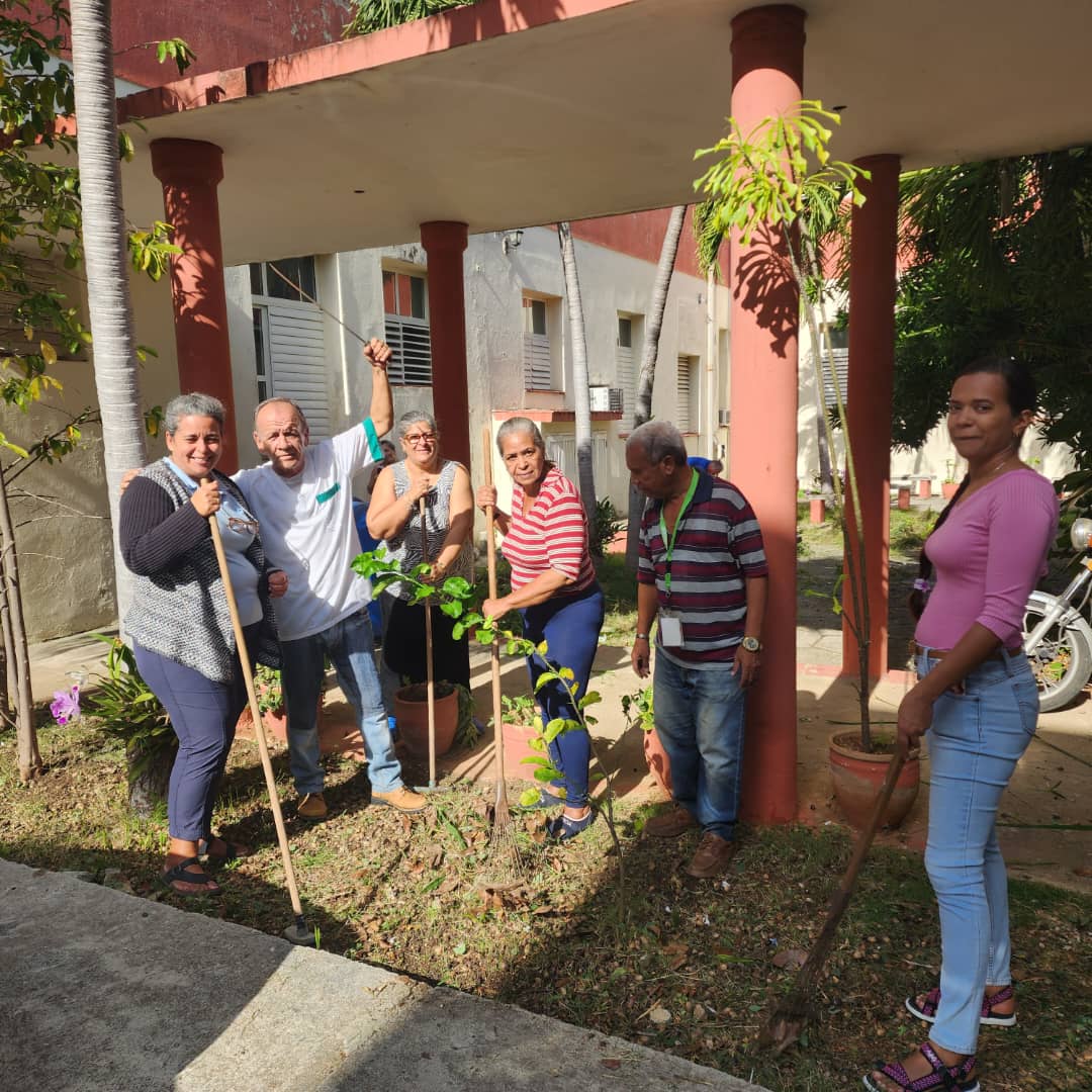 ¡Rumbo al 40 Aniversario del #Cenatox! 🧪✨ Iniciamos la 2da tarea: cambios de labor para transformar nuestros espacios en "Áreas 40 Aniversario".