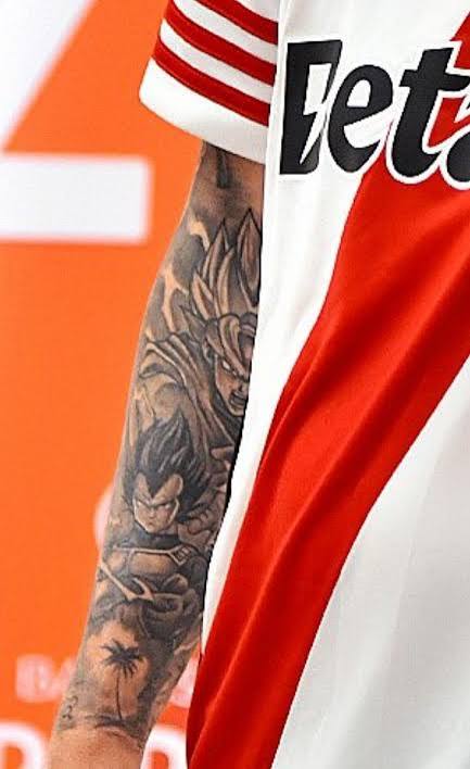 Out Of Context River Plate tweet media