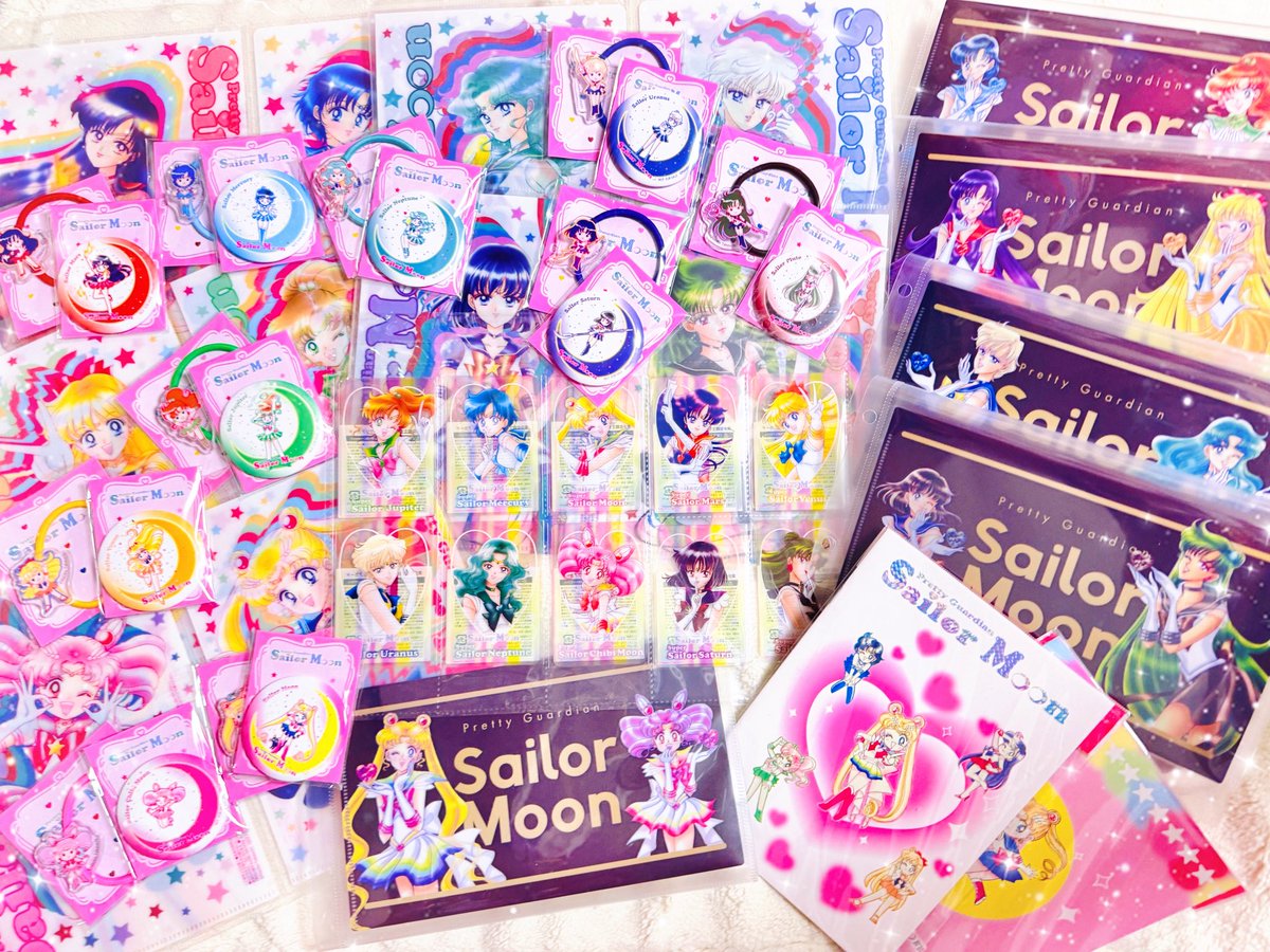セーラームーン×明治 全てのノベルティを収集完了✨ 去年から2回りも3