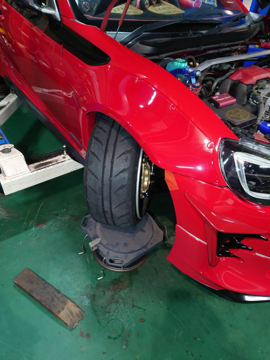 ダブルショートナックル装着！！
キャリパーがスケベすぎる🫣