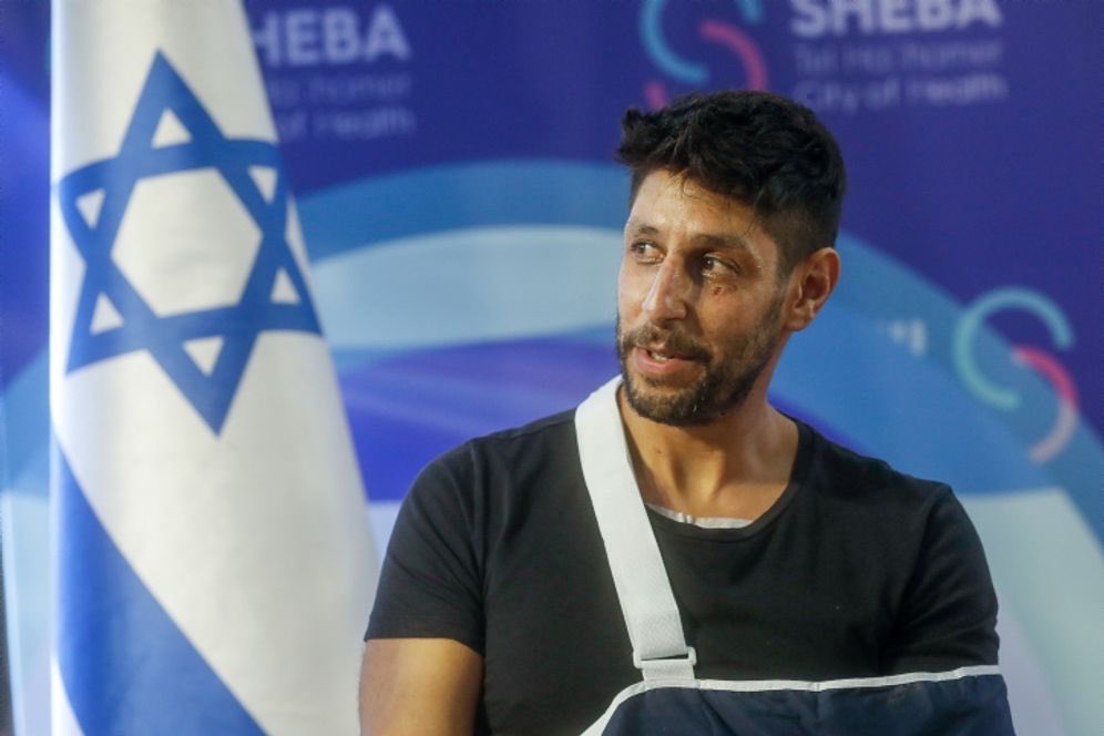 “Fauda” star Idan Amedi, who was previously wounded fighting in Gaza, participated in the operation to return the last hostage, Ran Gvili, z”l. 

The entire Israeli nation has awaited this day for 2.5 years 🇮🇱