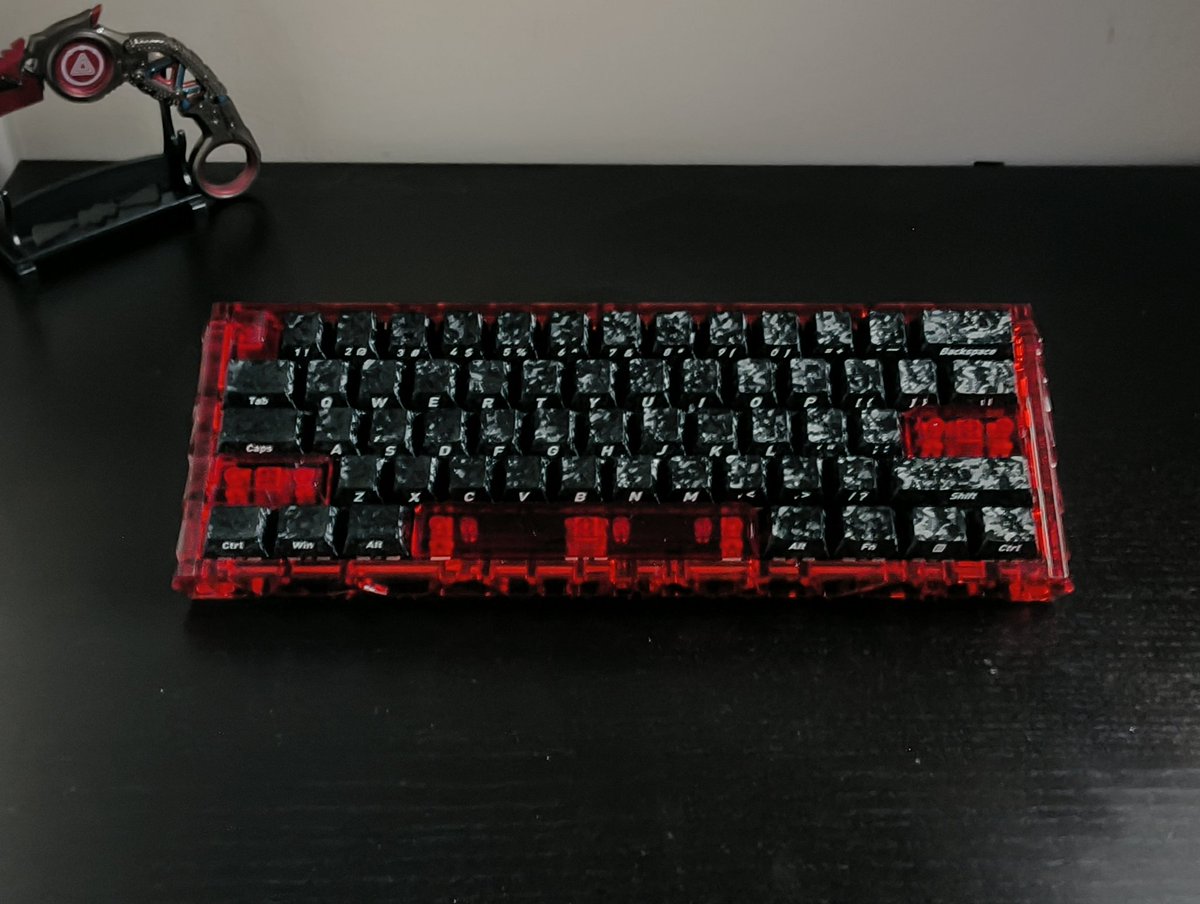 ScrxtcH_'s tweet photo. Custom built Aula Win60, turned out pretty cool in my opinion, what do yall think? 🫣 https://t.co/atFUM2C7B3