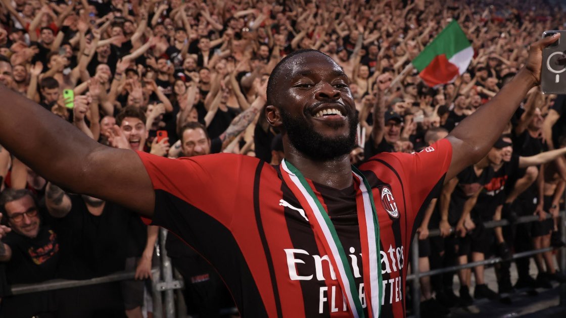 Fikayo Tomori tweet media