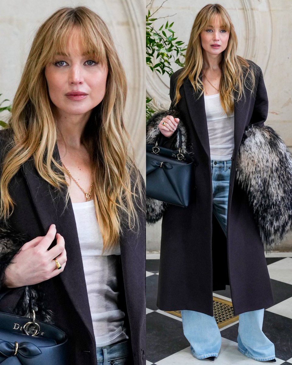 _filmcrave's tweet photo. Jennifer Lawrence photographed at the Dior show during Paris Fashion Week. 📷 https://t.co/CfAHlNozF6