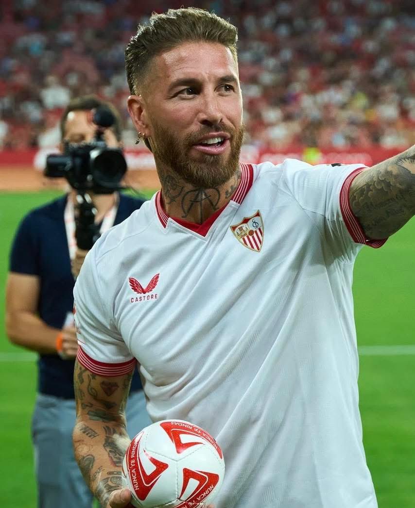jollyxam's tweet photo. 🚨Breaking News: Sergio Ramos has reached a VERBAL agreement to by SEVILLA football club, 
This is awesome because Sevilla is Ramos boyhood club,
so I believe that he has their best interest at heart and he will do right by them.
Source: Fabrizio:
#football #footballnew https://t.co/XMsfIKA31S