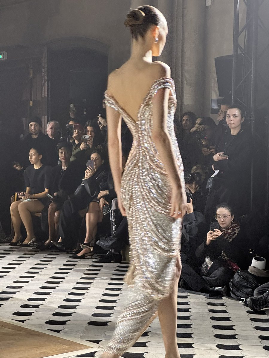 upnextdesigner's tweet photo. slay georges hobeika https://t.co/i9F86kW0mi