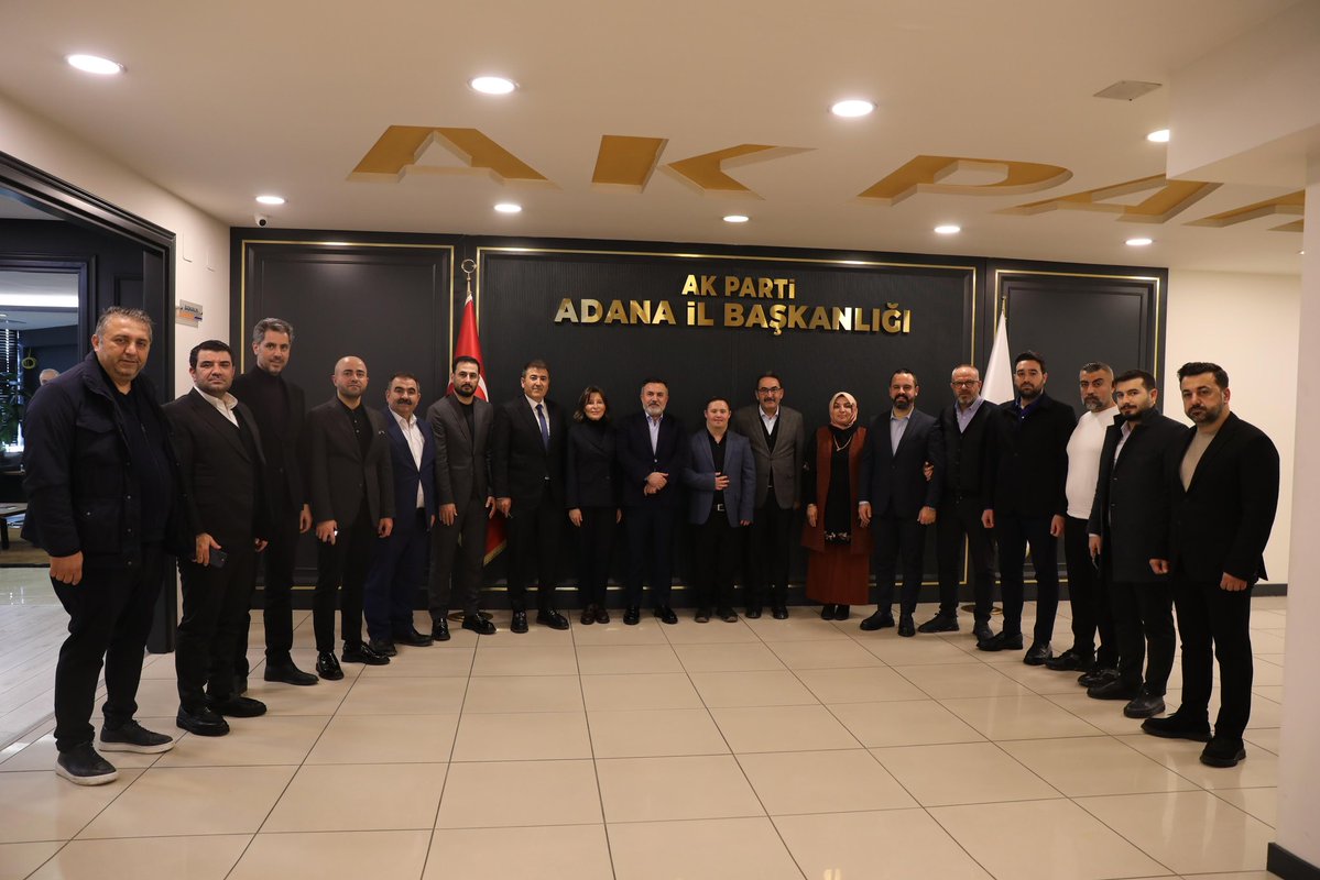 📍 AK Parti Adana İl Başkanlığı

İl Başkanımız Tamer Dağlı ve Yönetim Kurulu Üyelerimizle birlikte, yüzündeki tebessümle hepimizi mutlu eden Fatih Temel kardeşimiz ile bir araya geldik.

Sevgiyle kurulan bu bağı, kalpten kalbe büyüterek hayatın her anında yaşatmaya devam