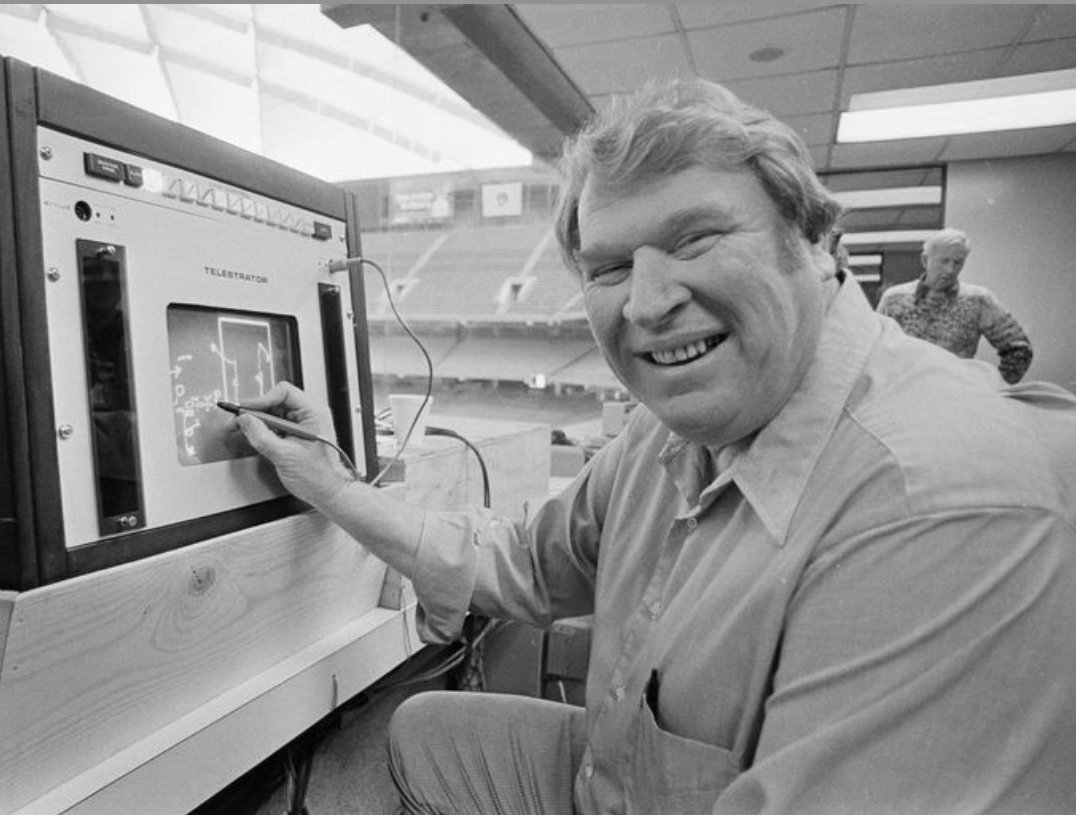 Oscar El Sanchez tweet media