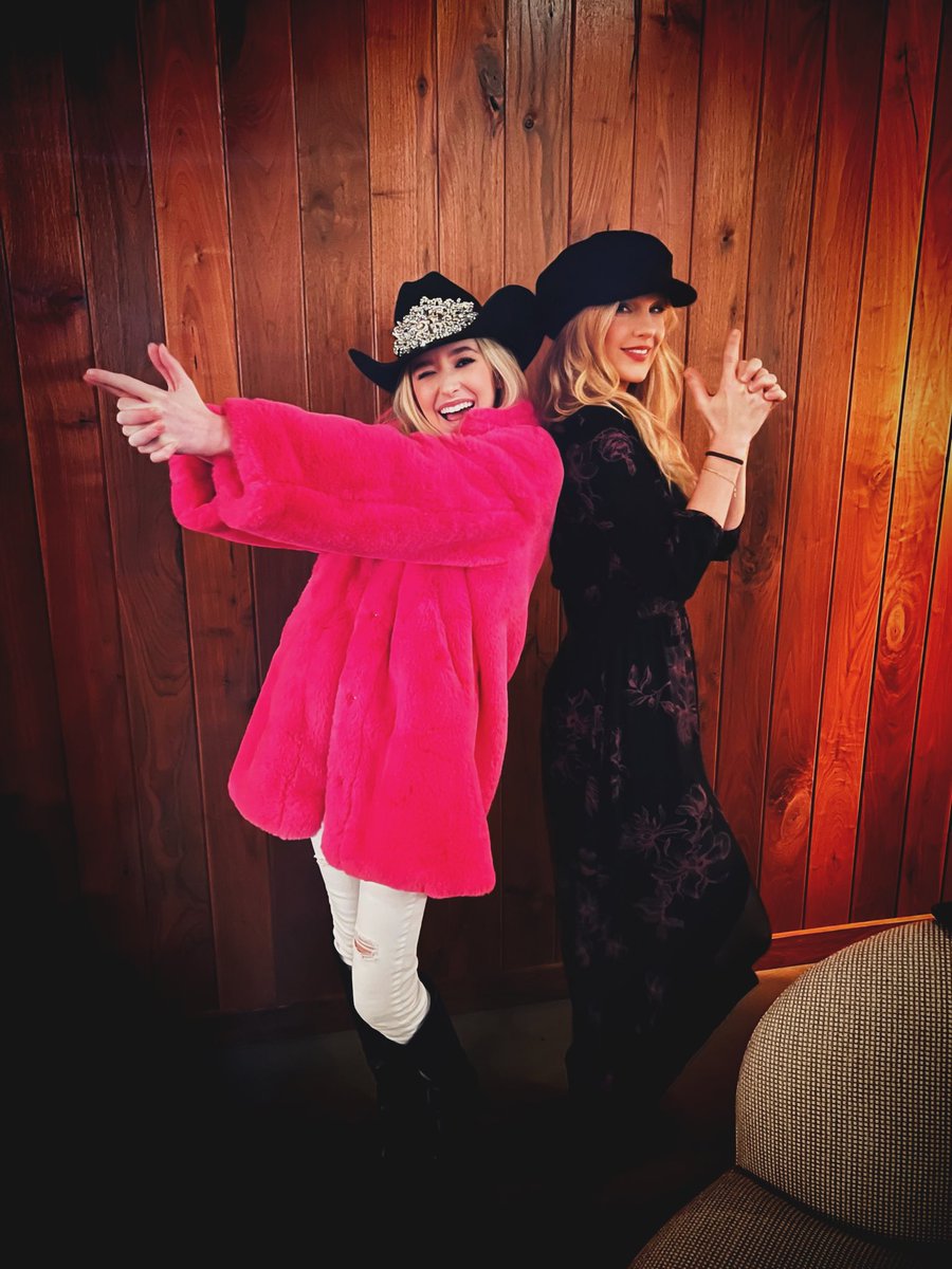 Brooklyn Summer Country🎸❤️‍🔥 tweet media