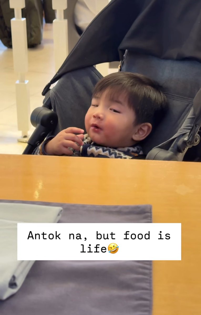 자면서도 포도를먹는  먹보베난이 ㅋㅋㅋ