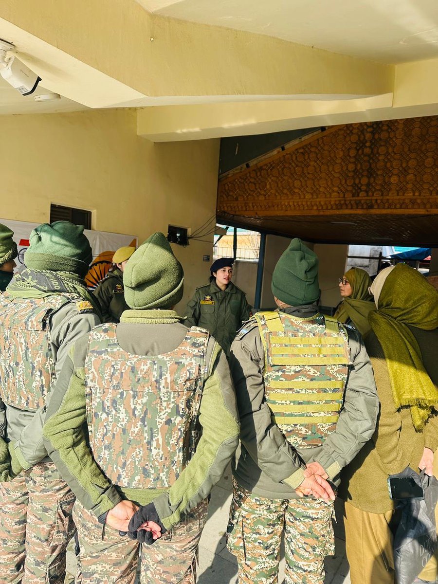 SinhaAnna's tweet photo. Republic Day for the forces spans weeks, ensuring the security of our nation on the momentous occasion. Grateful for the #uniform which allows me to salute the Tiranga and all it represents. 

A glimpse of behind the scenes! 
#RepublicDay2026 #india #RepublicDay #police #jkp https://t.co/WqeabuSxNC