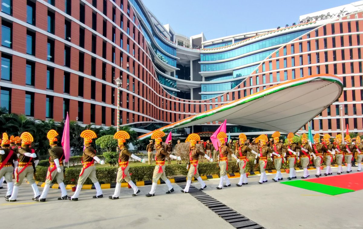 prakashdips's tweet photo. 77th Republic Day was celebrated in a grand manner in PHQ, Lucknow..
DGP UP unfurled tricolor, administered oath and distributed medals 🏅 and certificates..
Evening attended Reception hosted by Hon.ble Governor at Jan Bhavan..
#RepublicDay2026 https://t.co/I48J50D3Pj