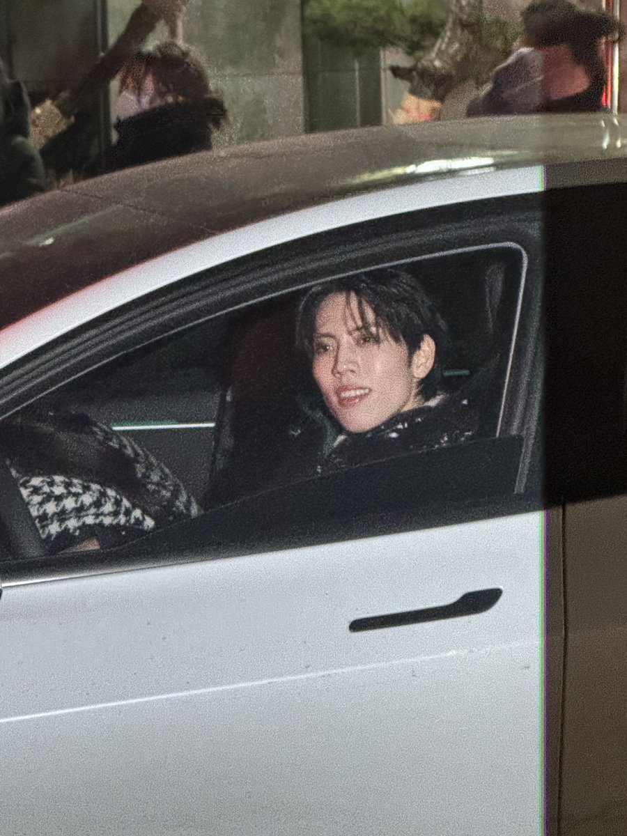 260126 오늘의 동우는 아이돌력 맥스
2주 너무 길다....