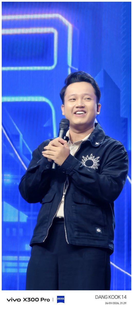 dangkook14's tweet photo. #riaolahskart #indonesianidol #homeoftheidols #finalshowcase #indonesianidolxiv https://t.co/N88HlsuqHK
