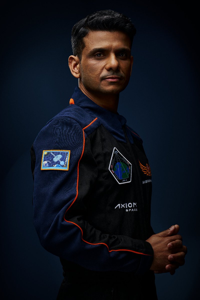 Axiom_Space's tweet image. Congratulations #Ax4 Pilot Group Captain Shubhanshu Shukla on being awarded the Ashoka Chakra, India's highest peacetime gallantry award. We are honored that @gagan_shux piloted our successful 2025 mission to the @Space_Station, carrying out India's objectives of scientific