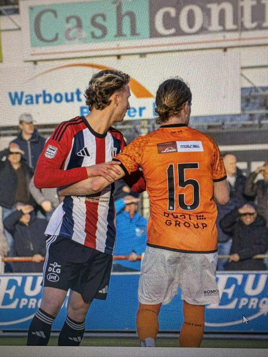 Alfred van der Velden tweet media