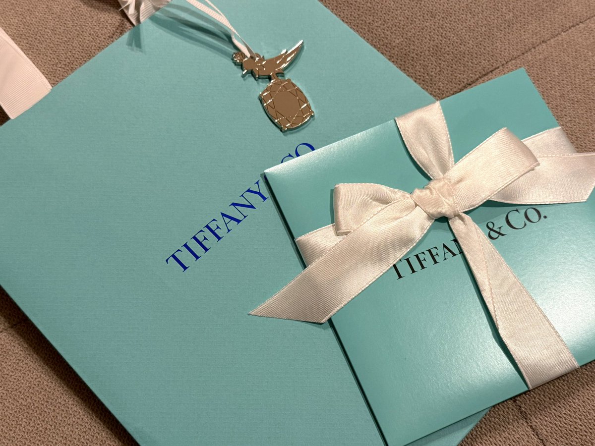 ティファニーから、キャンドルの香りのサンプルが届いた ショッパー