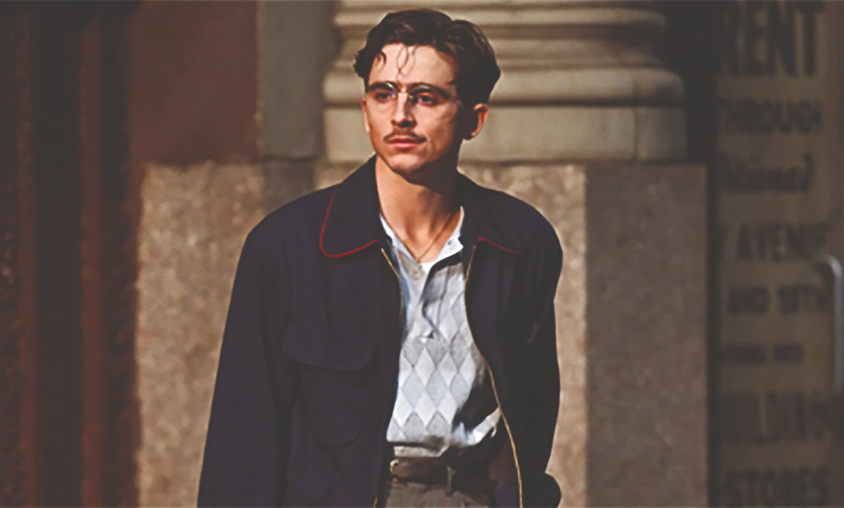 Marty Supreme parece una película de superación, pero va por otro camino. Timothée Chalamet encarna a un protagonista soberbio y desagradable, al que el filme destruye antes de darle una falsa gloria. ¿Redención o premio consuelo? 🎬🏓
Más aquí:  elpirata.pe/2026/01/25/mar…