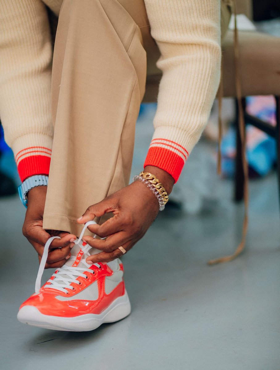 Réussite ebotaka bana ebele mais la plupart ya ban’ango nde ba jaloux.

#Alesh.