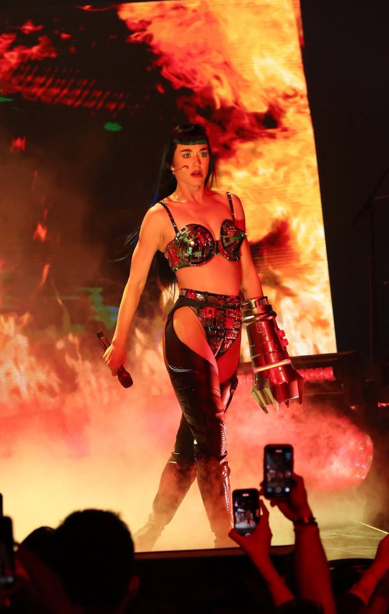 nirvanakpsex's tweet image. 2 minutos…