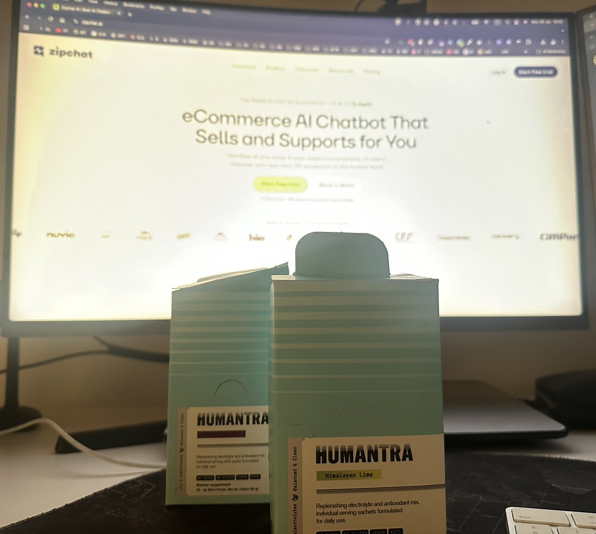 Humantra is the only electrolyte brand I've seen commission a HYDRATION REPORT to land 1,200+ retail stores ⬇️

Most DTC brands trying to break into retail show up with decks full of their own sales data, social proof, and margin splits.

Humantra did something different.

Before