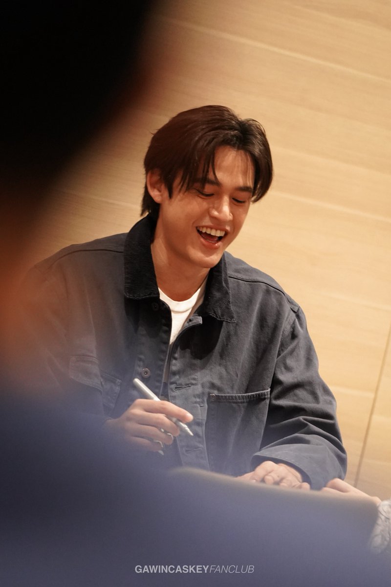 GAWINCASKEY_FC's tweet image. ตั้งใจไซน์สุดๆเลยค้าบบบ☺️📝

JOSSGAWIN GUINZLY FAM GREETING
#สนามอ่านเล่น2026xJossGawin
#GawinCaskey