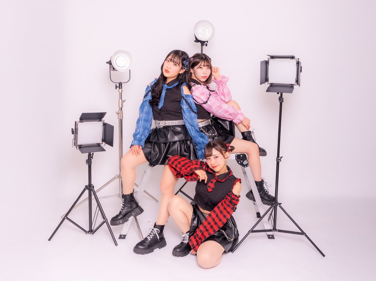 【公式】i Moon【5/26 2nd LIVE🎤】 tweet media