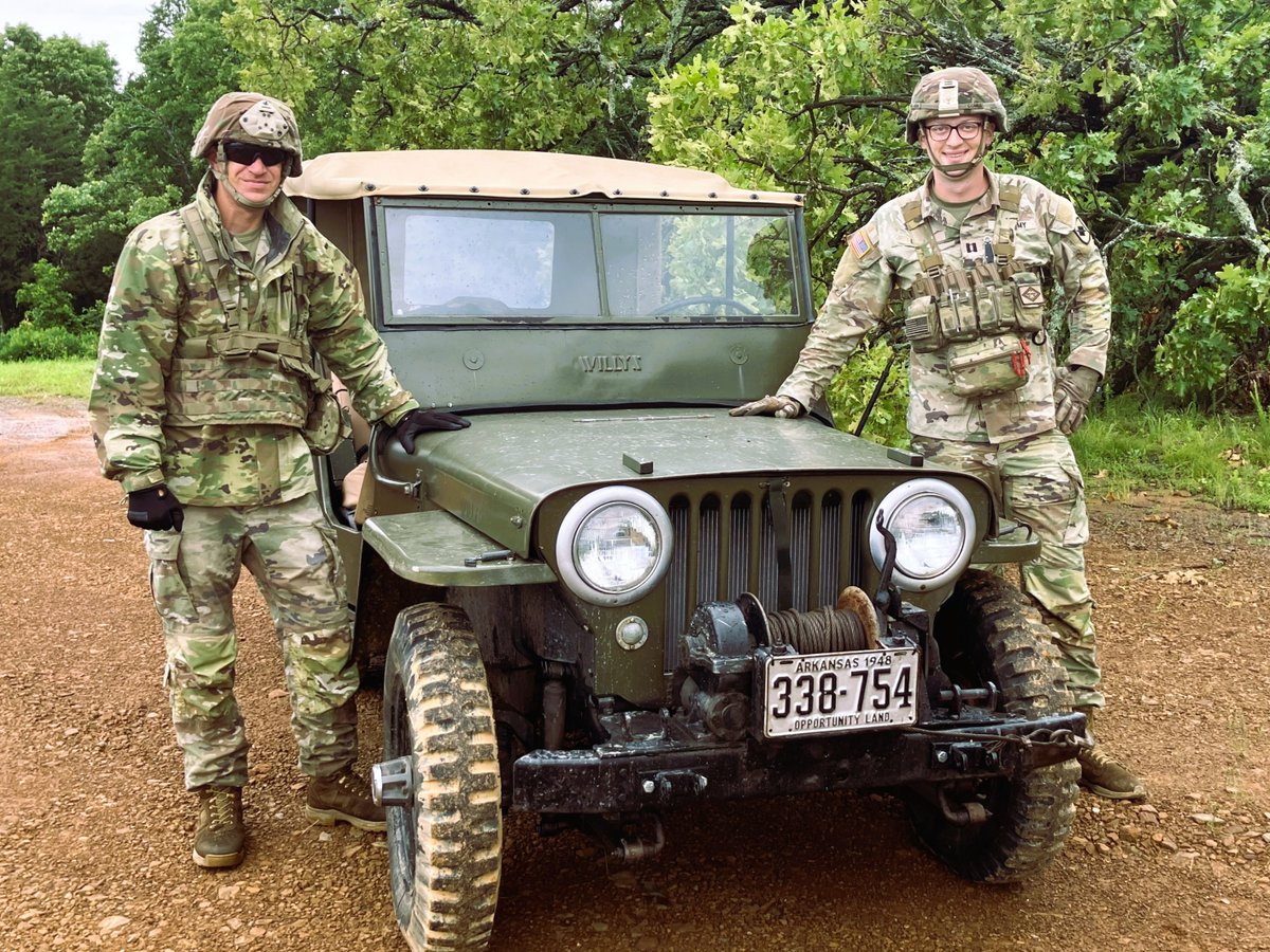 JoinARGuard's tweet image. Service means protecting home, not leaving it. 

Learn how you can serve Arkansas and the nation by talking with a recruiter.

 #ServeWhereYouLive #ArkansasNationalGuard #JoinARGuard #NoBetterPeople #UncommonIsCalling