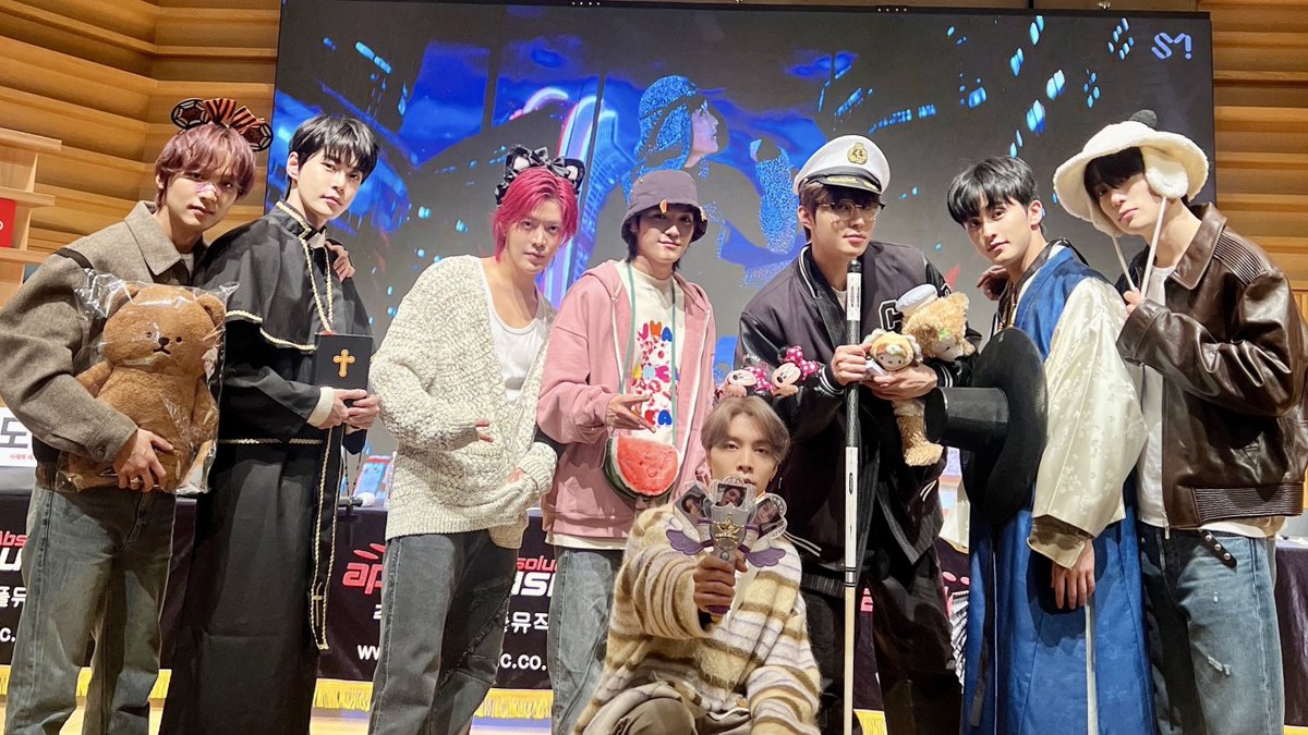 nctymisfit's tweet image. Happy 127 day 🏡🩷