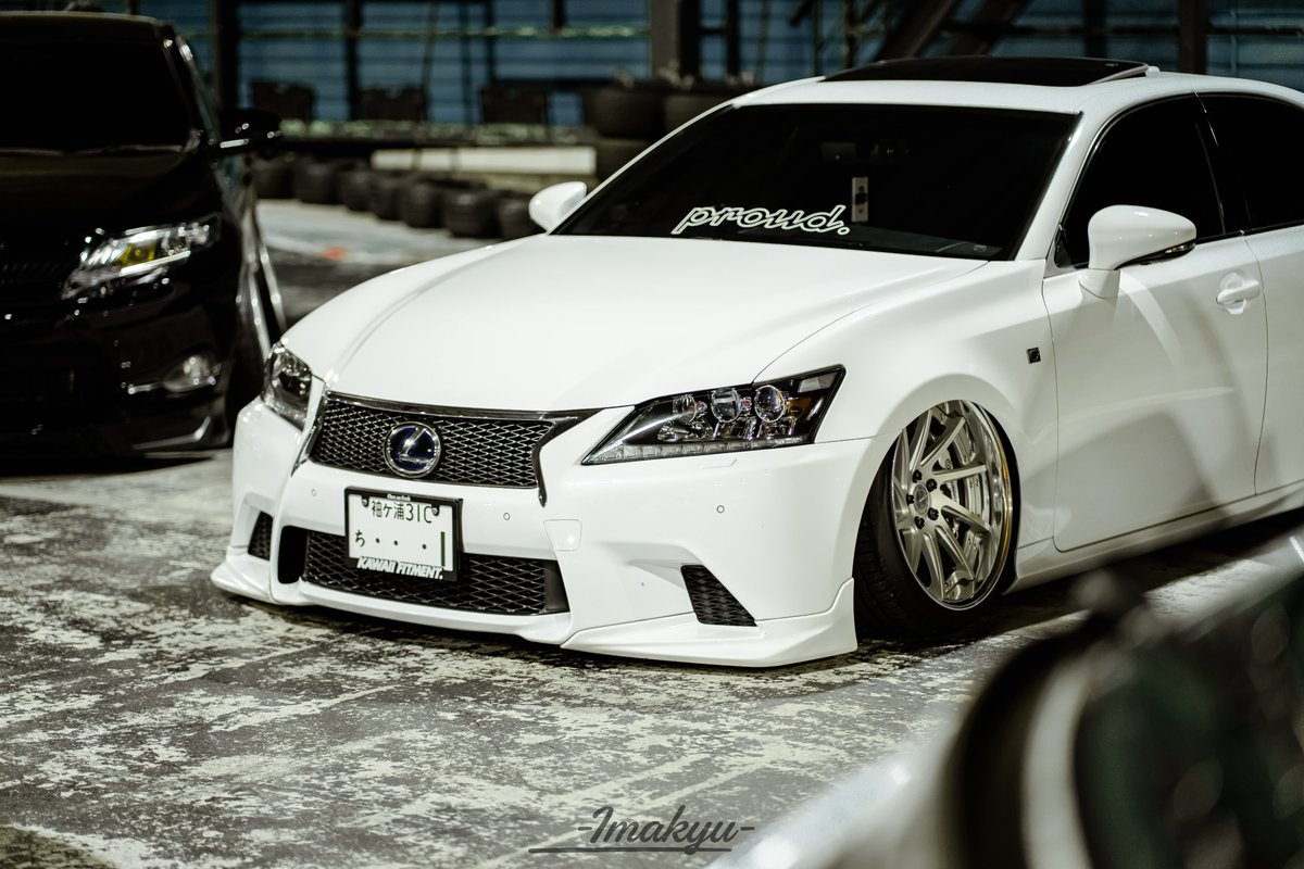 にんべん tweet media