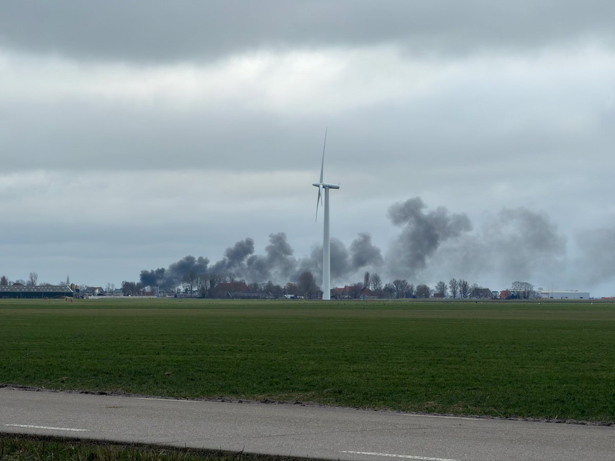Brand in landbouwvoertuig bij Exmorra
