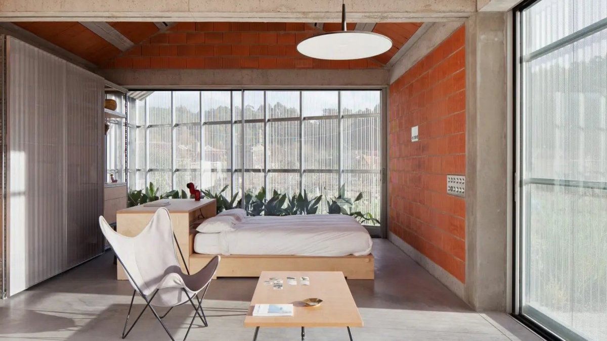 🌱 La construcción ecoeficiente empieza en la elección de los materiales. Los bloques de Termoarcilla de Cerámica Campo contribuyen a una mayor eficiencia energética y confort interior.

👉 bit.ly/4mPQmO4

#CerámicaCampo #ConstrucciónEcoeficiente #Termoarcilla #Vivienda