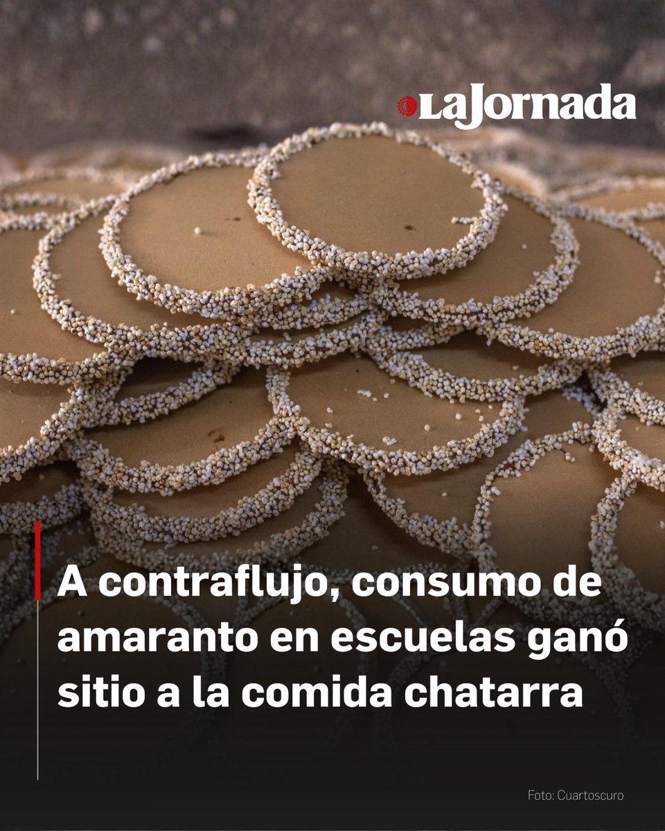 Tras la prohibición de alimentos ultraprocesados, la familia Mendoza —cuarta generación de productores de Tulyehualco— ha logrado introducir sus alegrías, galletas y churritos de amaranto en el refrigerio de 28 escuelas. Aunque al principio los alumnos extrañaban las grasas, hoy