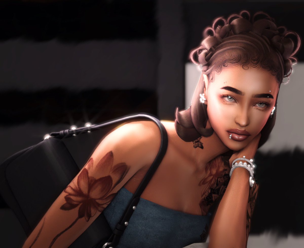 WANASUNIVERSE's tweet image. shopaholic ᯓ★