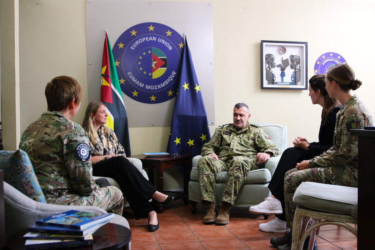 EUMAMMozambique's tweet photo. Today, #EUMAMMOZ welcomed the visit of the Belgian Defence Attaché and the Chief of Belgian Diplomatic Post, highlighting and strengthening European dialogue and cooperation in support of the #FADM. 

🇪🇺🇧🇪 #WeAreStongTogether for greater security and stability in #Mozambique. https://t.co/c2gmaP1pHZ