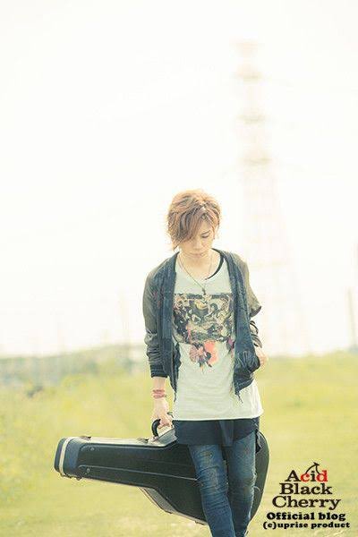 j_u_l33's tweet photo. お誕生日おめでとう！
yasu大好きだよ！！これからもずっとずっと俺のNo.1はyasuです！
#yasu #yasu誕生祭 #yasu性誕祭 
#AcidBlackCherry #TeamABC https://t.co/jVPgwgeztI