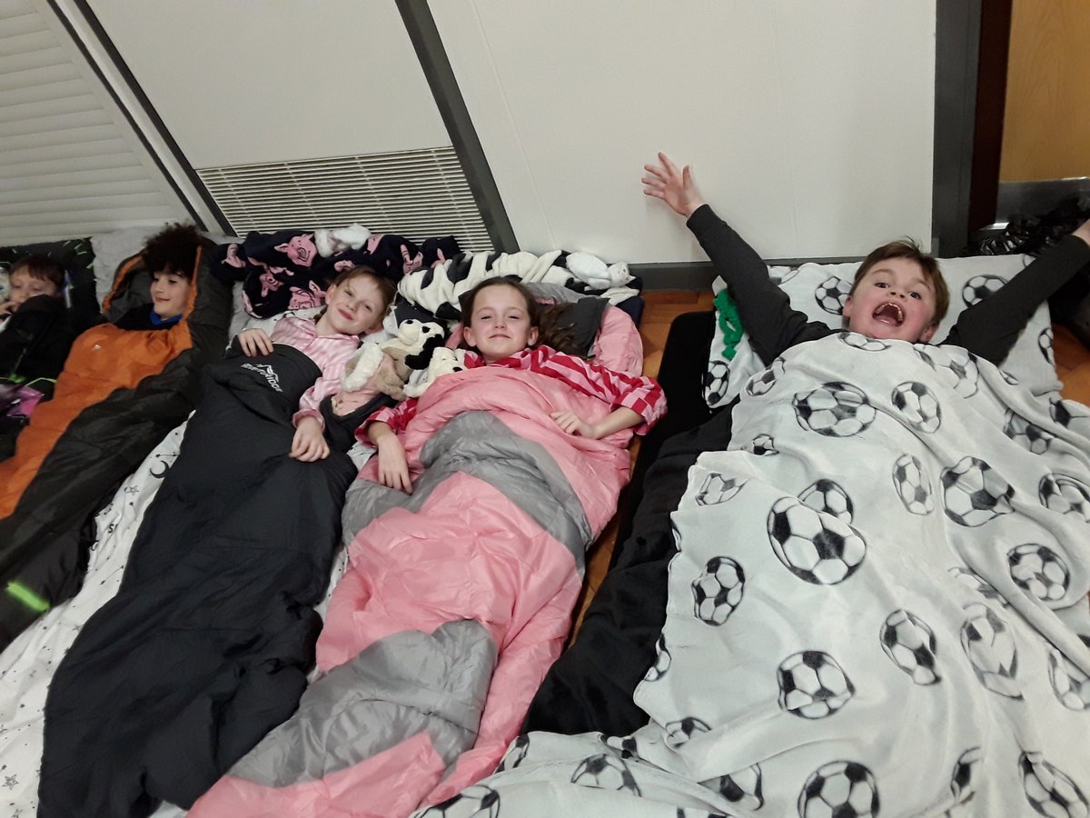 carletonparksch's tweet image. What a fantastic time our Year 3 &amp;amp; 4 children had at their school sleepover on Friday! They enjoyed hot chocolate, snacks, a film and lots of fun with their friends. #50Experiences #MakingMemories