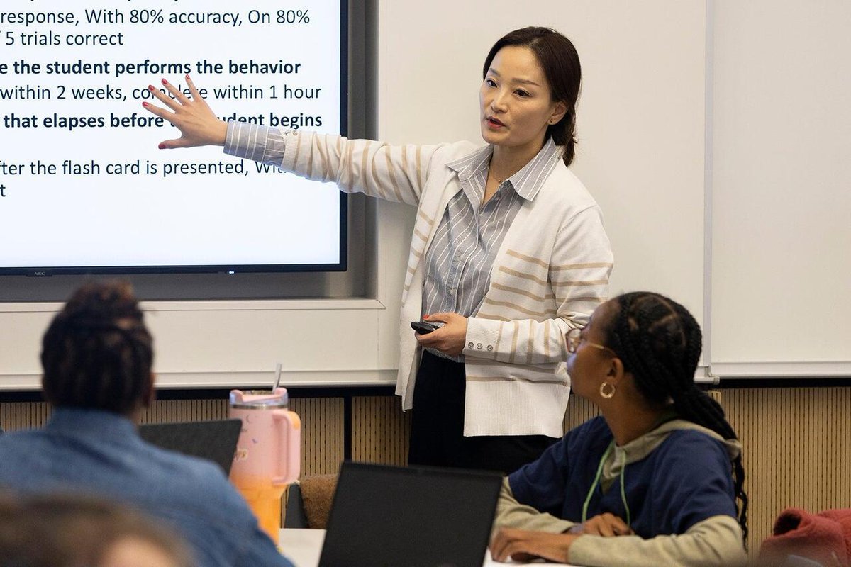 UIC News tweet media