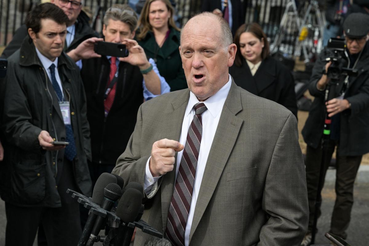 TimesB29989108's tweet image. 🚨🇺🇸#BREAKING: TRUMP DISPATCHES BORDER CZAR TOM HOMAN TO MINNESOTA
President Trump announces he’s sending Tom Homan to Minnesota amid ongoing unrest after a second deadly ICE-involved shooting this month.👇
#Minnesota #TomHoman #ICE #Trump #BreakingNews